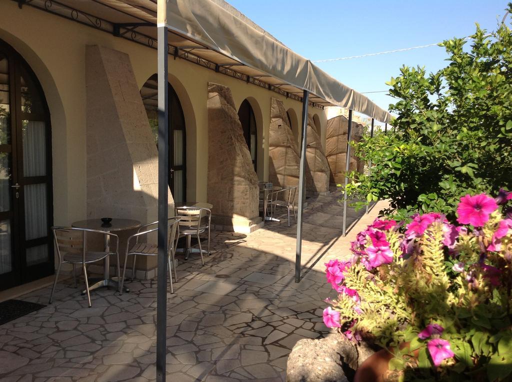 Masseria La Porticella Avetrana Esterno foto